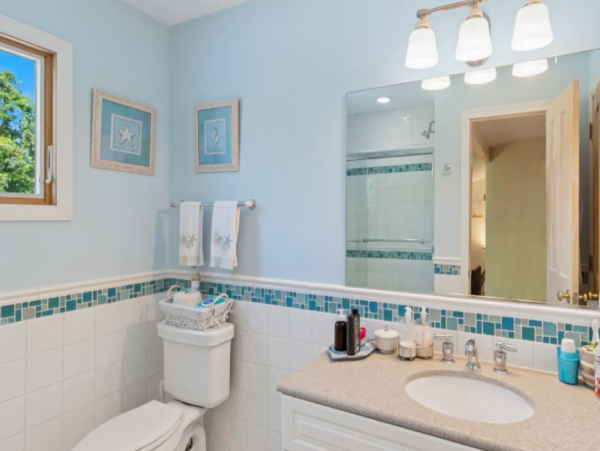 Luxurious Retreat in Tiana Shores - Your Perfect Hamptons Getaway
